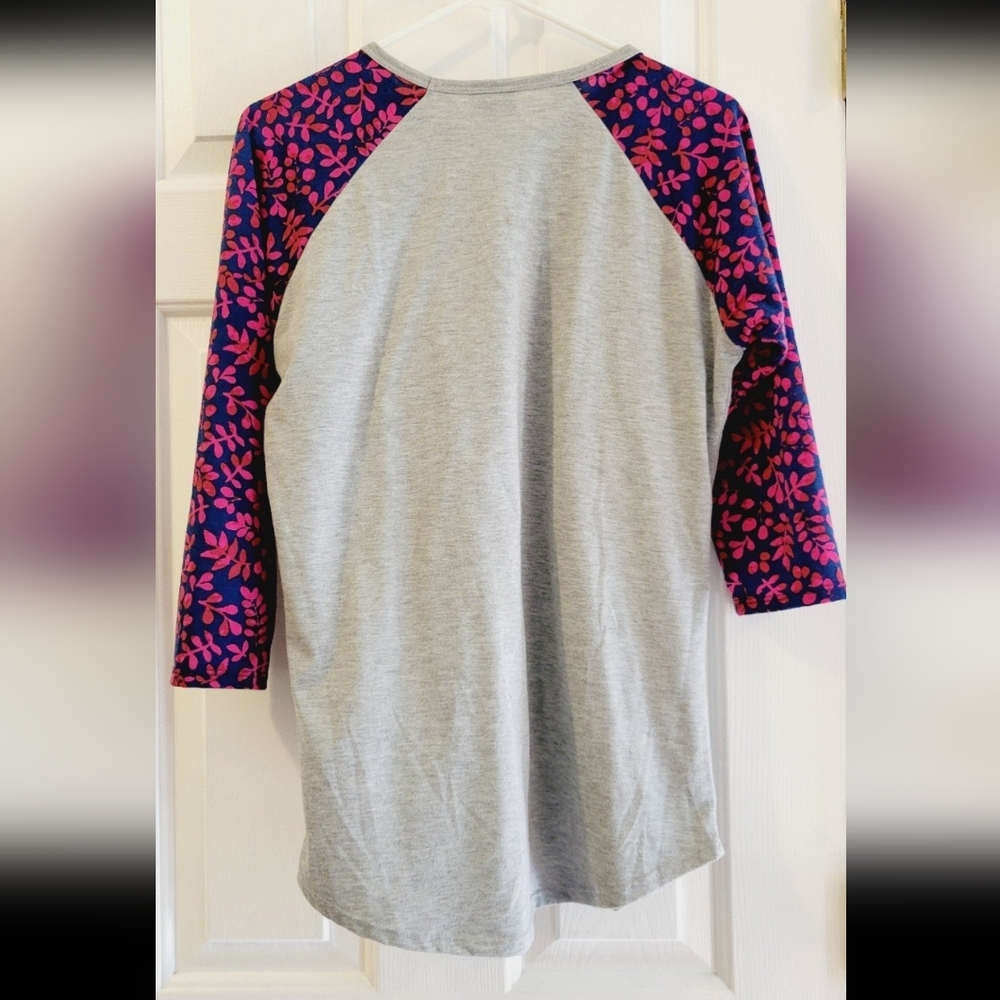 Lularoe Small Gray Raglan Top - Picture 3 of 3